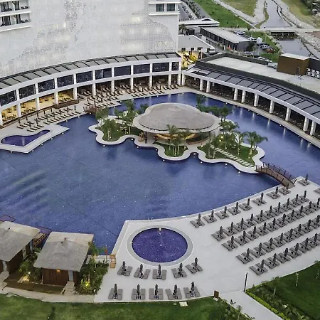 Apartment Grand Sapphire Luxury Residence- Sea View