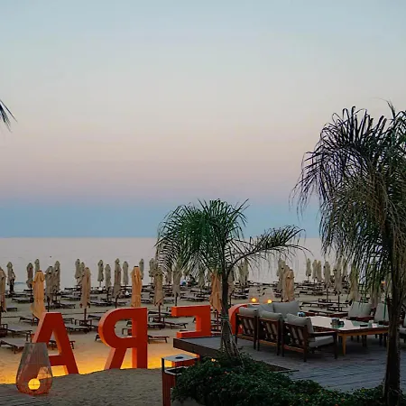 Apartment Grand Sapphire Luxury Residence- Sea View